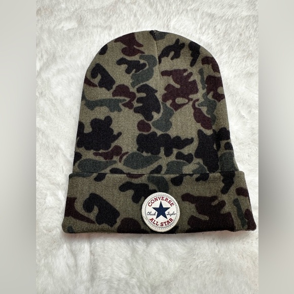 Converse unisex’s Green Camo Beanie - Picture 4 of 5